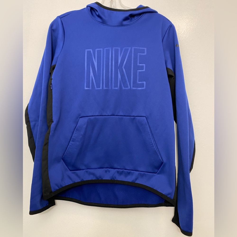 Nike Therma-Fit hoodie